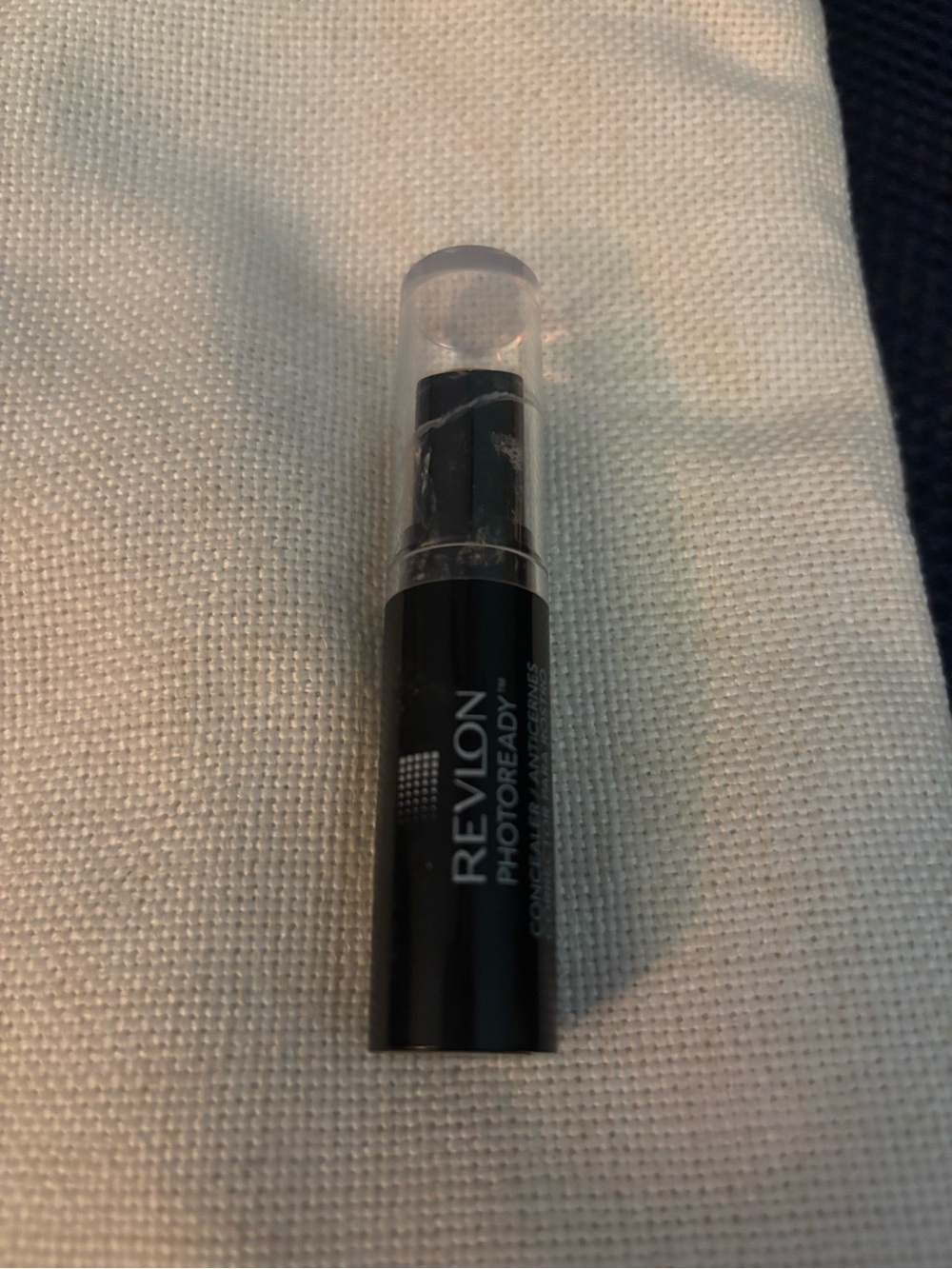 NEW! Revlon PhotoReady Concealer Stick in Light/Medium